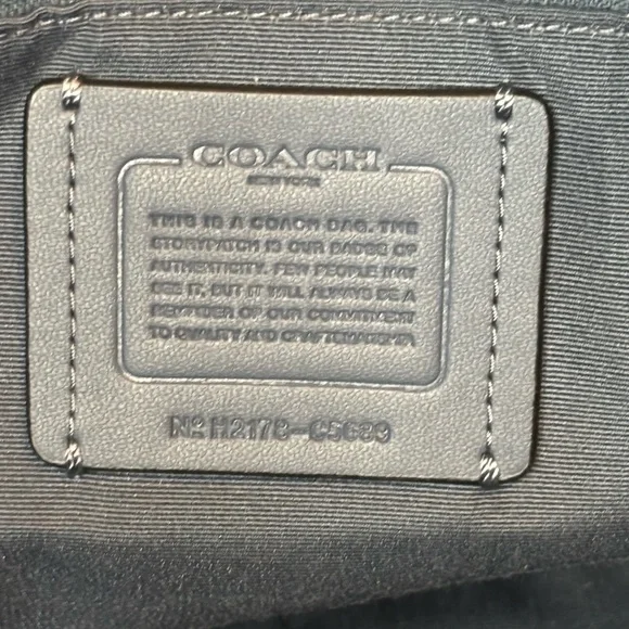 Coach Navy Blue Suede and Pebbled Leather Kleo Carryall 2021 - Picture 7 of 7